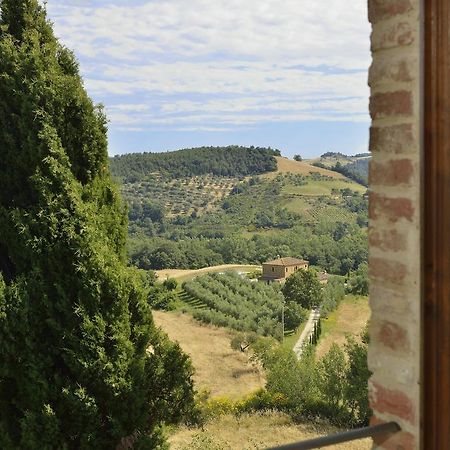 Montefollonico Agriturismo Zampugna מראה חיצוני תמונה