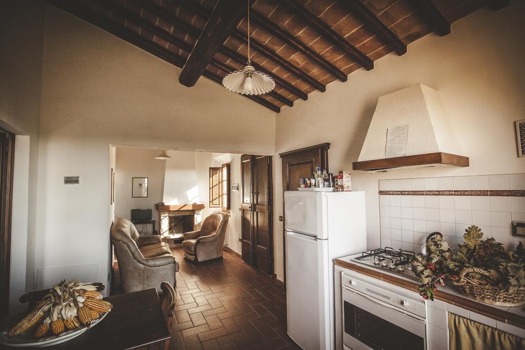 Montefollonico Agriturismo Zampugna מראה חיצוני תמונה
