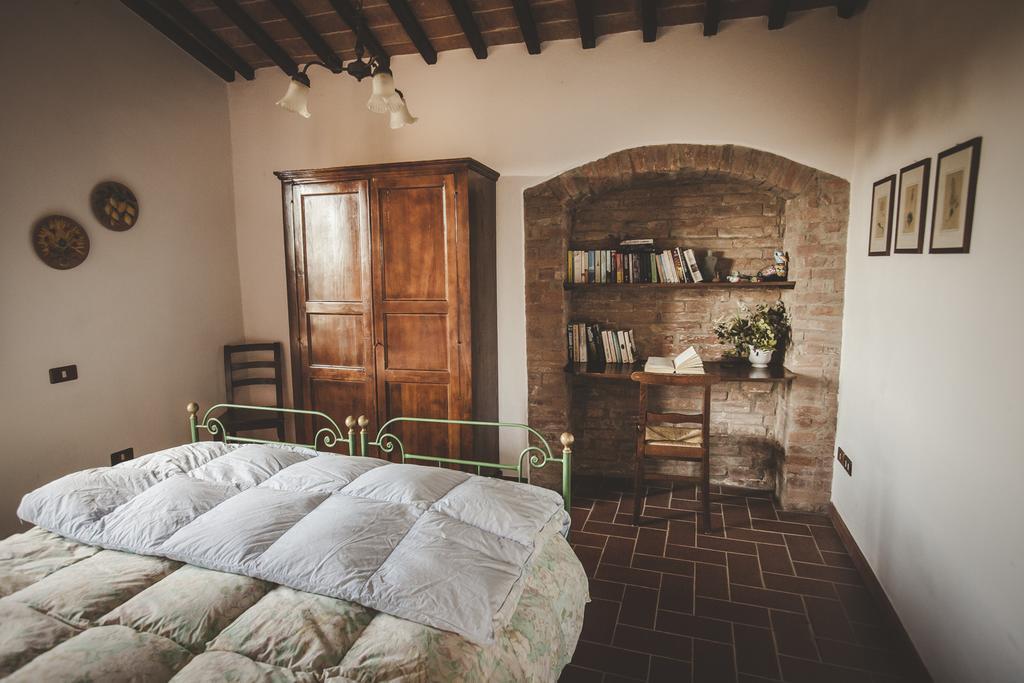 Montefollonico Agriturismo Zampugna מראה חיצוני תמונה