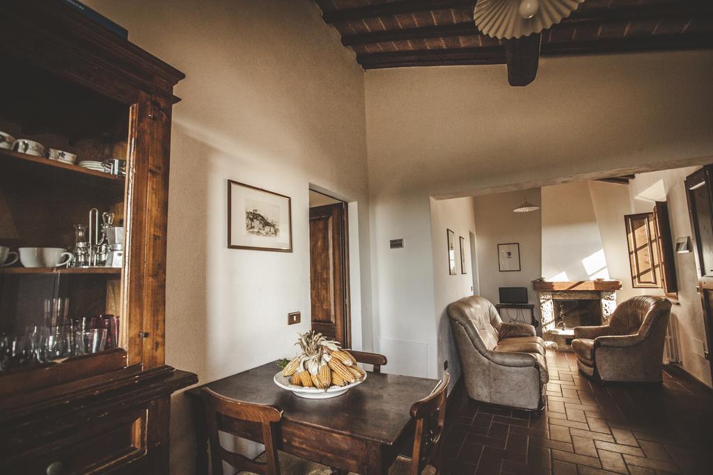Montefollonico Agriturismo Zampugna מראה חיצוני תמונה