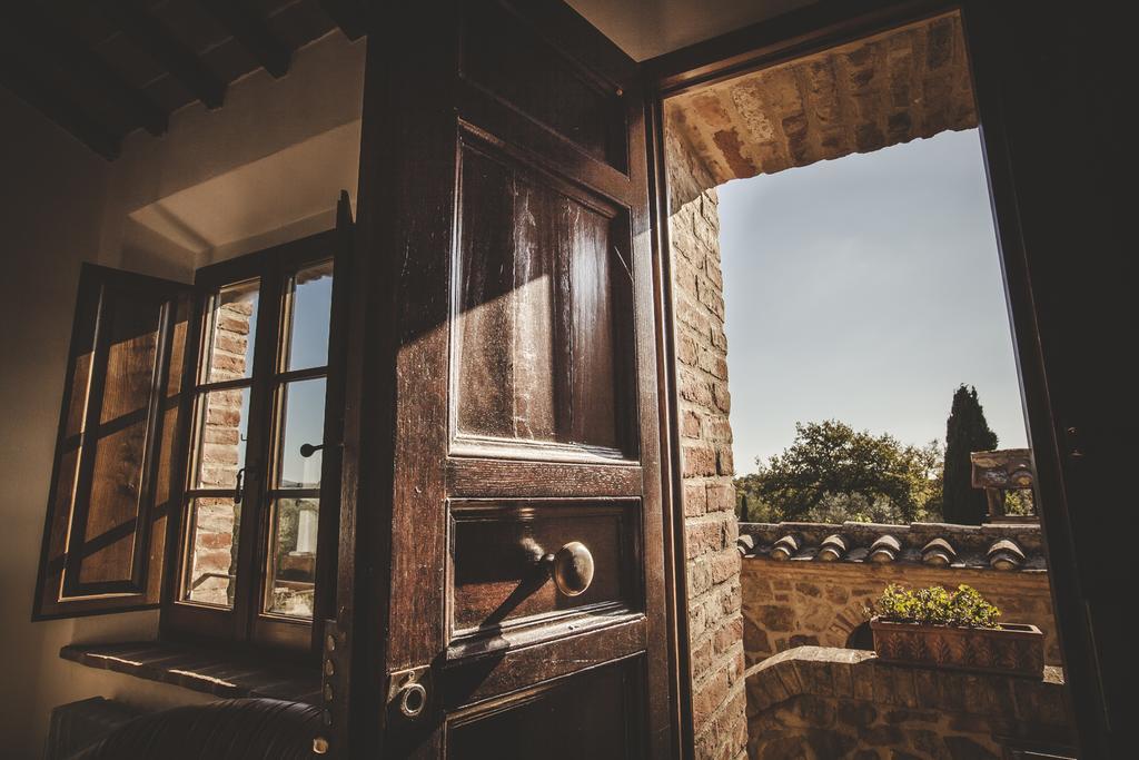Montefollonico Agriturismo Zampugna מראה חיצוני תמונה