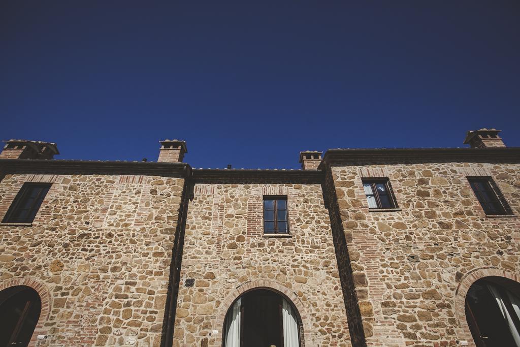 Montefollonico Agriturismo Zampugna מראה חיצוני תמונה